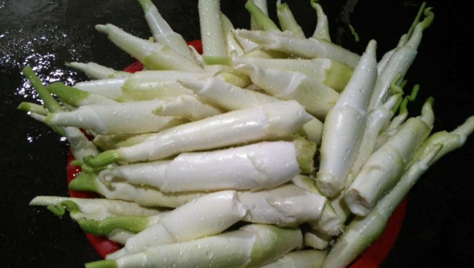 惠州蔬菜配送​公司分享：哪些人不适合吃茭白？